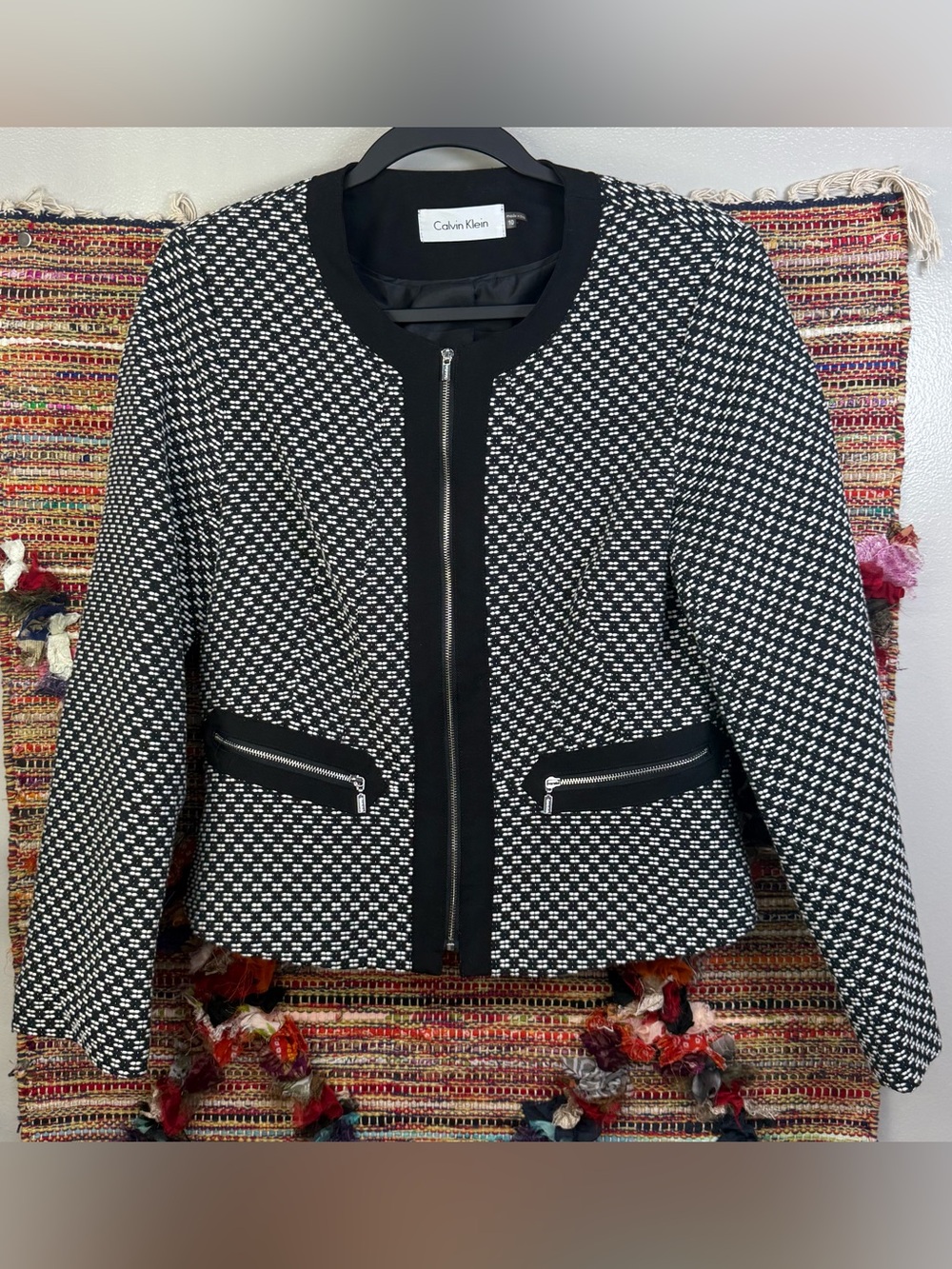 Calvin Klein Black & White Tweed Zip Jacket size 10 Edgy Polished Look